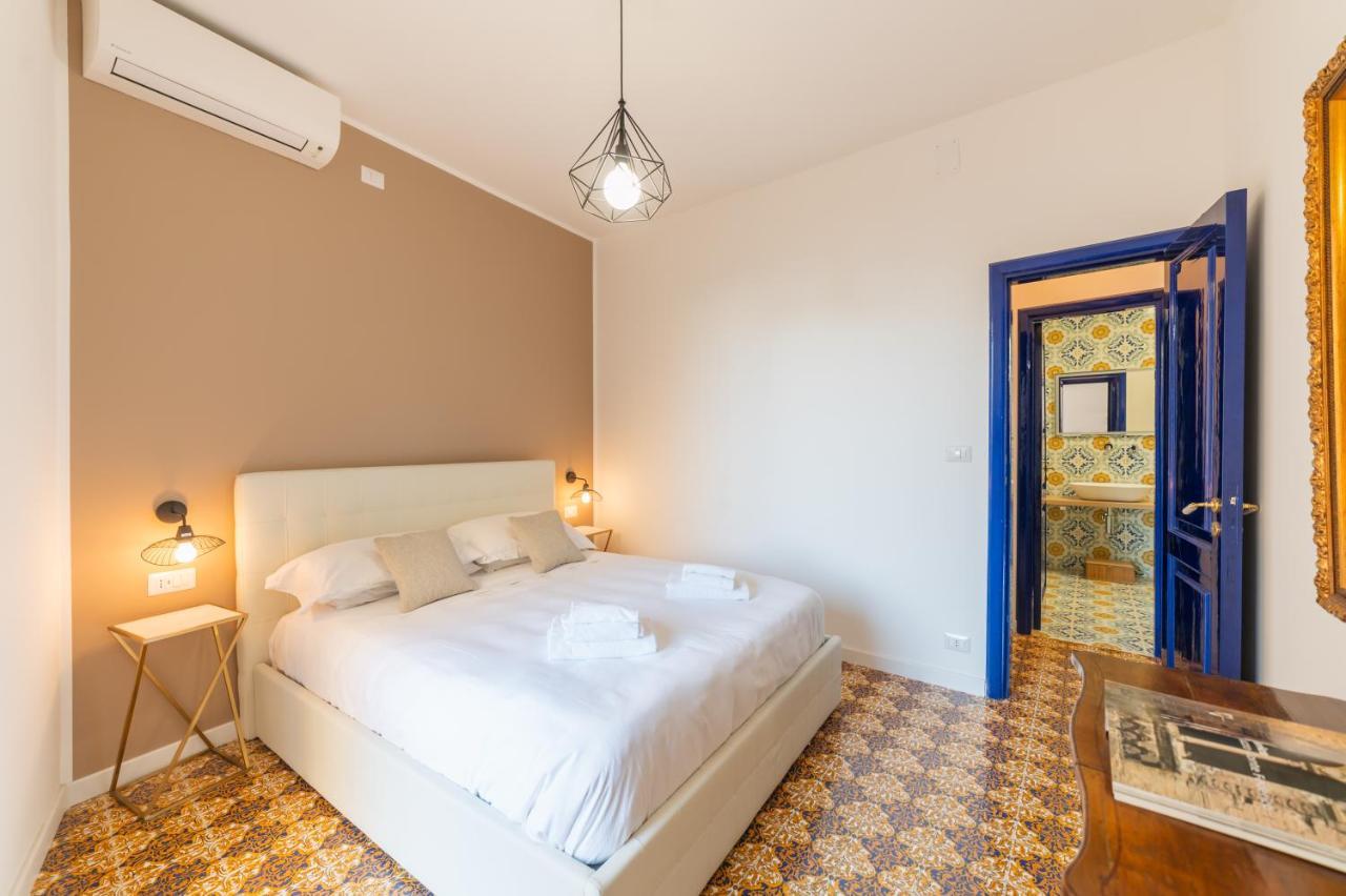 Castalia Apartments & Rooms Duomo Taormina Ngoại thất bức ảnh